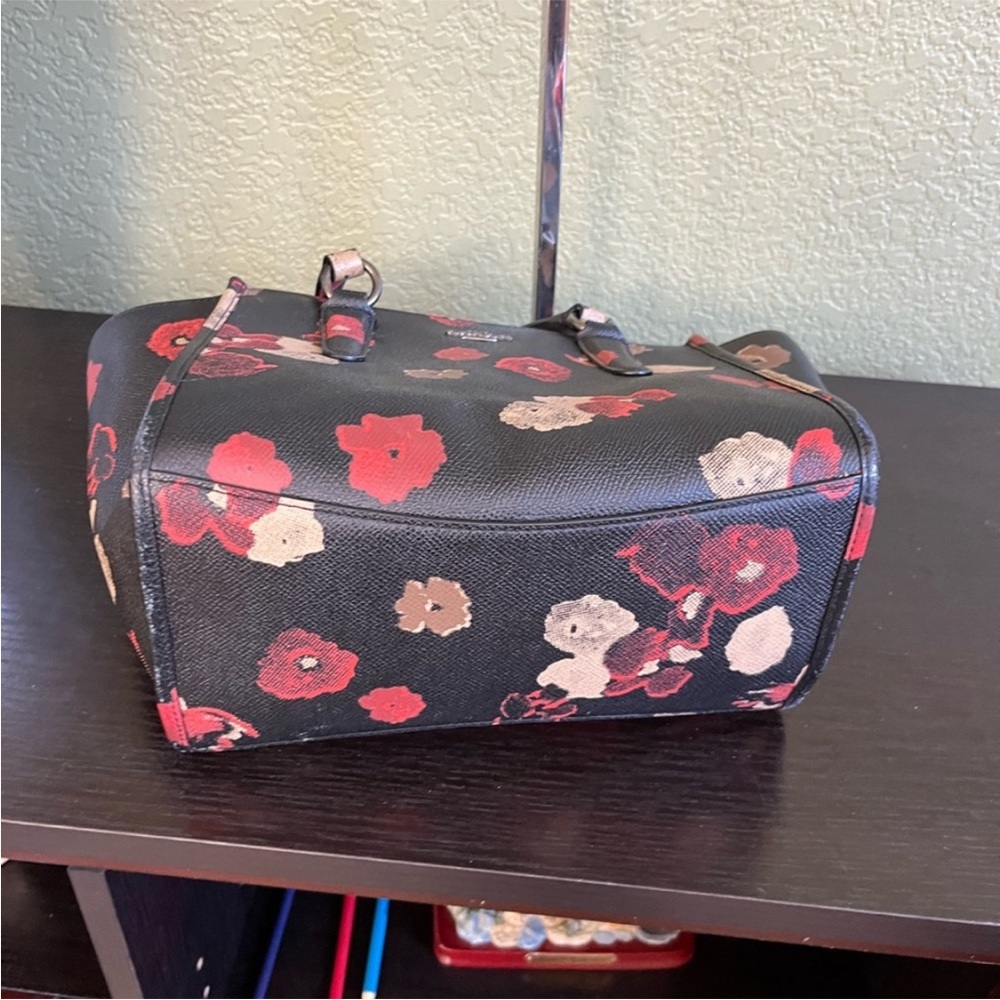 Coach Crosby Black Floral Bag - Picture 6 of 10